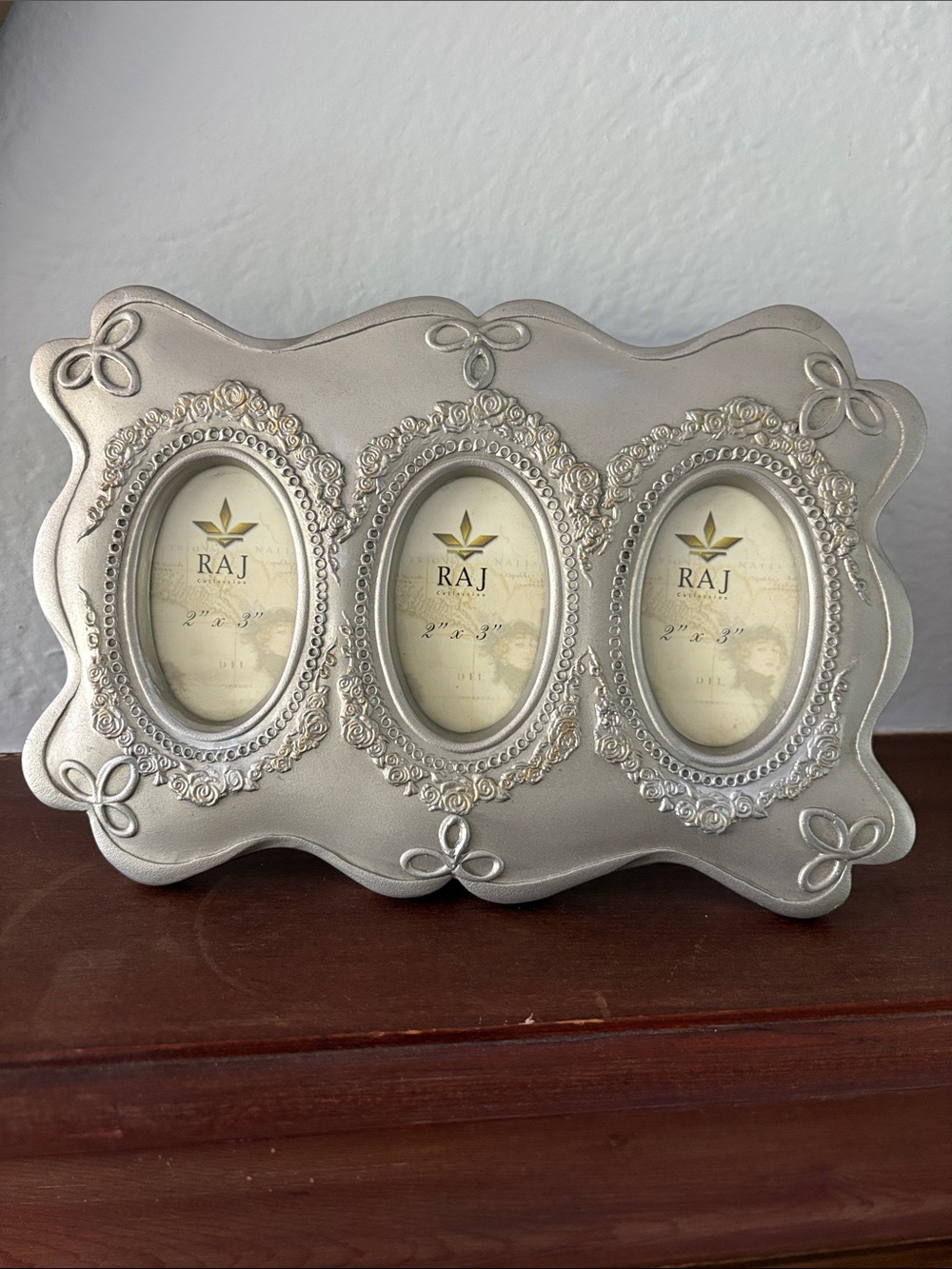 Raj Silver Ornate Triple 2"x3"‎ Oval Frame with Floral Accents